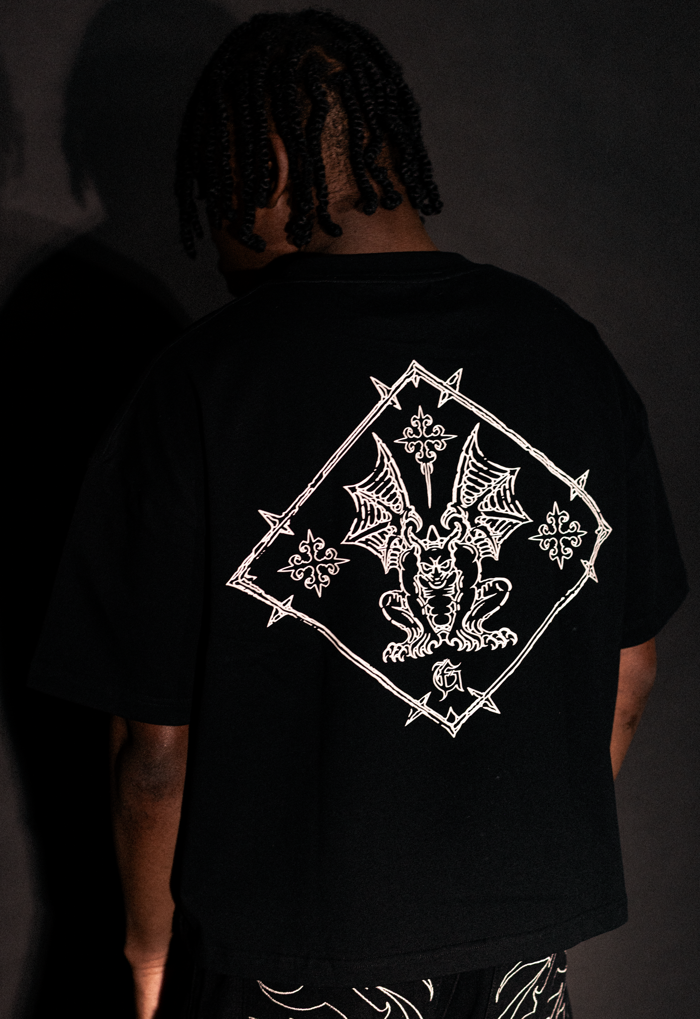 OBSIDIAN BLACK BOXY LOGO TEE